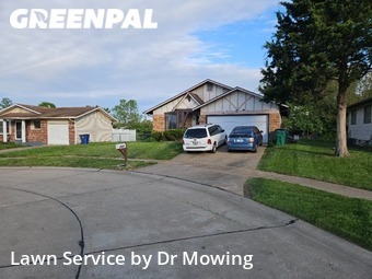 Yard Cutting nearby Florissant, MO, 