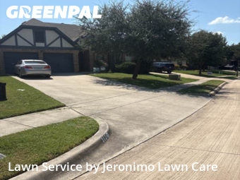 Yard Cuttingin Benbrook,76126,Lawn Maintenance by Jeronimo Lawn Care , work completed in Dec , 2025