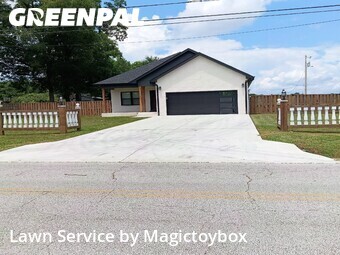 Lawn Maintenance nearby Manchester, TN, 