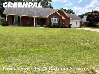 Lawn Care Service nearby Smiths Station, GA, 