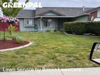 Lawn mowed in Caldwell, 83607