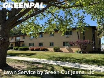 Grass Cutting nearby Delavan, IL, 