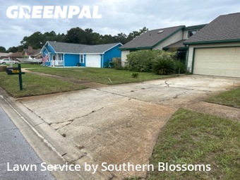 Lawn Mowing Service nearby Mary Esther, FL, 