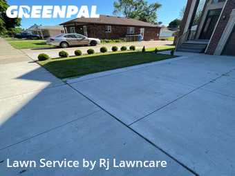 Yard Cutting nearby Dearborn Heights, MI, 