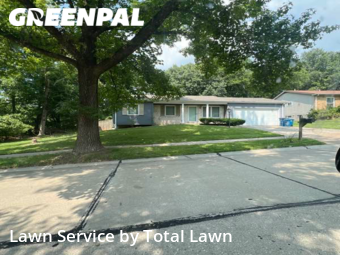 Lawn Mowing nearby Florissant, IL, 