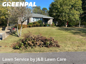 Lawn Cutting nearby Center Point, AL, 