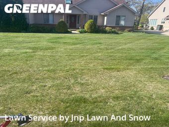 Lawn Maintenance nearby Holland, OH, 