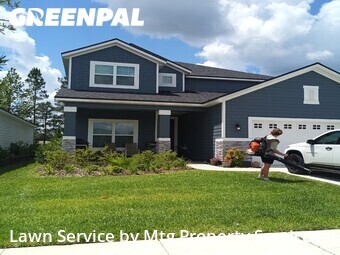Lawn Service nearby Green Cove Springs, FL, 