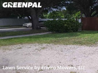 Lawn Mowing Service nearby Hollywood, FL, 