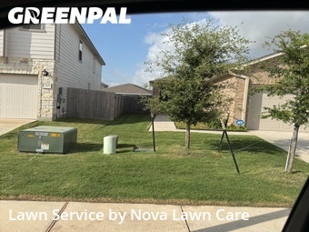 Yard Mowing nearby Manor, TX, 