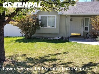 Lawn mowed in Nampa, 83686