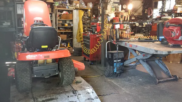 Kenny's Mower Repair Photo 4