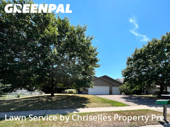 Lawn Care Service nearby Minneapolis, MN, 