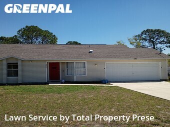 Lawn Care Service nearby Spring Hill, FL, 