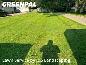 Lawn Care Service nearby Crystal Lake, IL, 