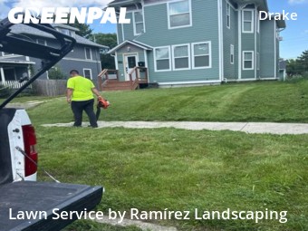 Lawn Mowing nearby Des Moines, IA, 