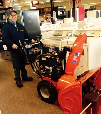 Mike's TV, Appliances and Power Equipment Photo 6