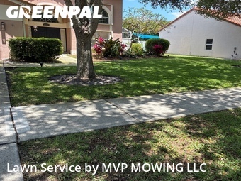 Lawn Mowing Service nearby Coconut Creek, FL, 