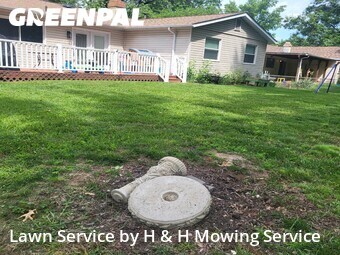Yard Mowing nearby Maryland Heights, MO, 