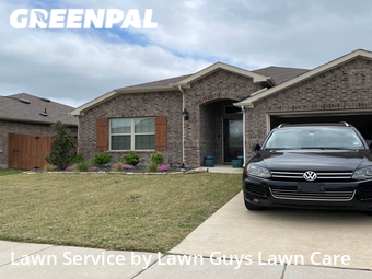 Lawn Mowing nearby Heartland, TX, 