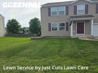 Lawn Mowing nearby Belleville, IL, 