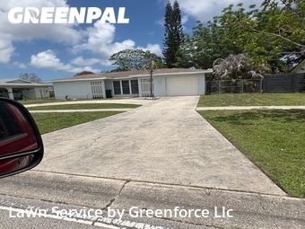 Lawn Cutting nearby Port St. Lucie, FL, 