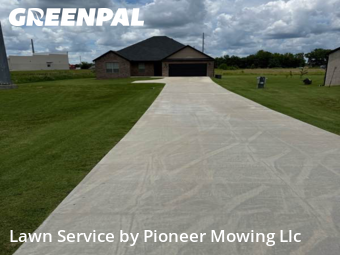 Lawn Mowing nearby Centerton, AR, 