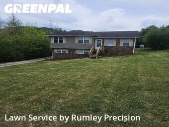 Lawn Care Service nearby Center Point, AL, 