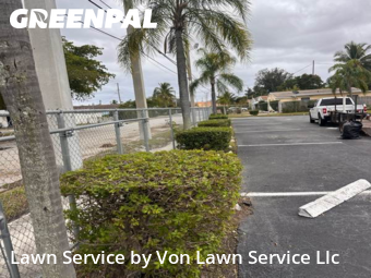 Lawn Service nearby West Palm Beach, FL, 