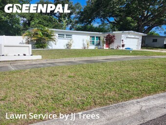 Lawn Cutting nearby Largo, FL, 