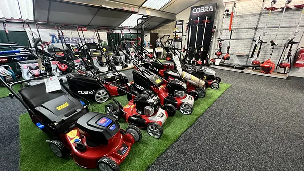 R & B Lawn Mowers Photo 12
