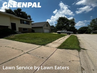 Yard Mowing nearby Omaha, NE, 