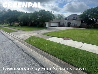Grass Cutting nearby Baton Rouge, LA, 