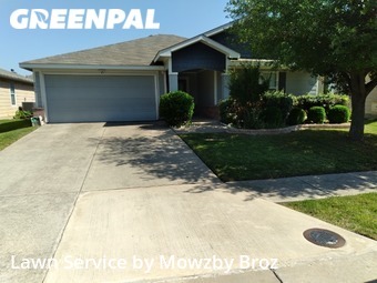 Yard Cutting nearby Mc Kinney, TX, 