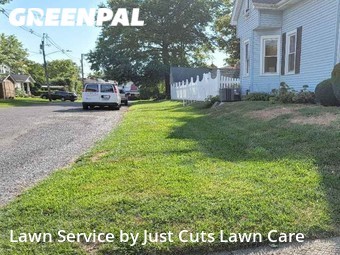 Grass Cut nearby Belleville, IL, 