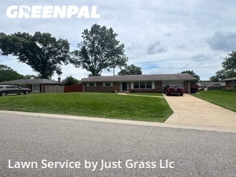 Lawn Cuttingin Belleville,62226,Yard Mowing by Just Grass Llc, work completed in Jun , 2026
