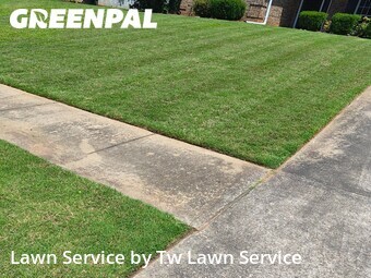 Lawn Mowing nearby Macon, GA, 