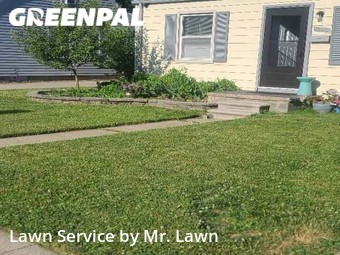 Lawn Cutting nearby Roseville, MI, 