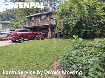Yard Mowing nearby East Alton, IL, 