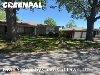 Grass Cut nearby Blue Springs, MO, 