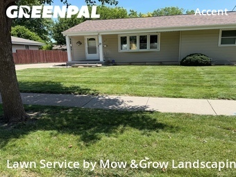 Lawn Mowing nearby Des Moines, IA, 
