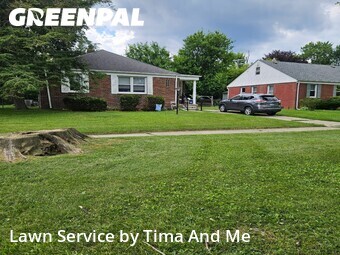 Lawn Mowing Service nearby Redford Charter Township, MI, 