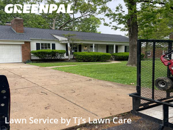 Yard Cutting nearby Kirkwood, MO, 