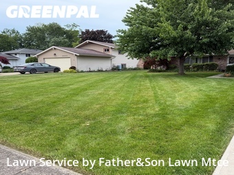 Lawn Maintenance nearby North Olmsted, OH, 