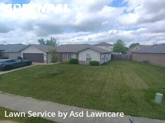 Grass Cutting nearby Columbia, MO, 