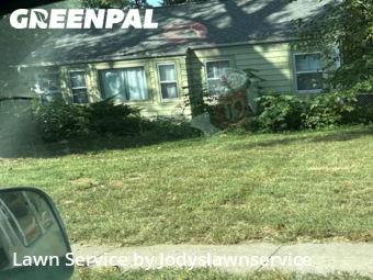 Yard Cutting nearby Omaha, NE, 