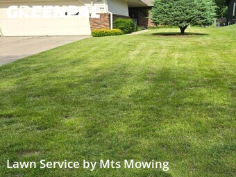 Lawn Cutting nearby Rockford, IL, 
