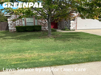 Lawn Mowing nearby Fayetteville, AR, 