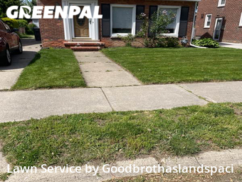 Lawn Mowing nearby Dearborn, MI, 
