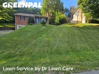 Lawn Care nearby Cave Spring, VA, 